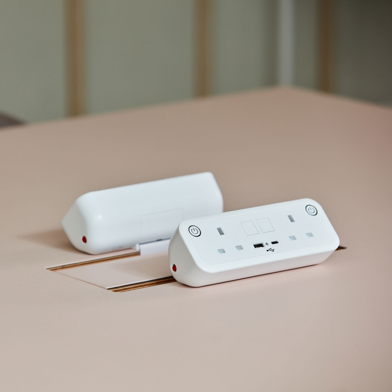 Picture of Comet desk top power module 2 x UK sockets, USB A&C fast charge - White