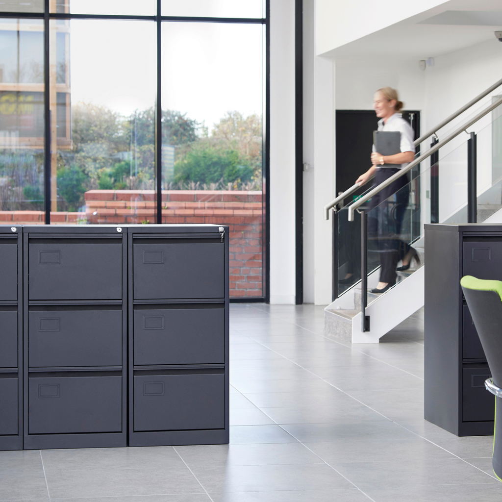 Picture of Steel 3 drawer executive filing cabinet 1016mm high - black