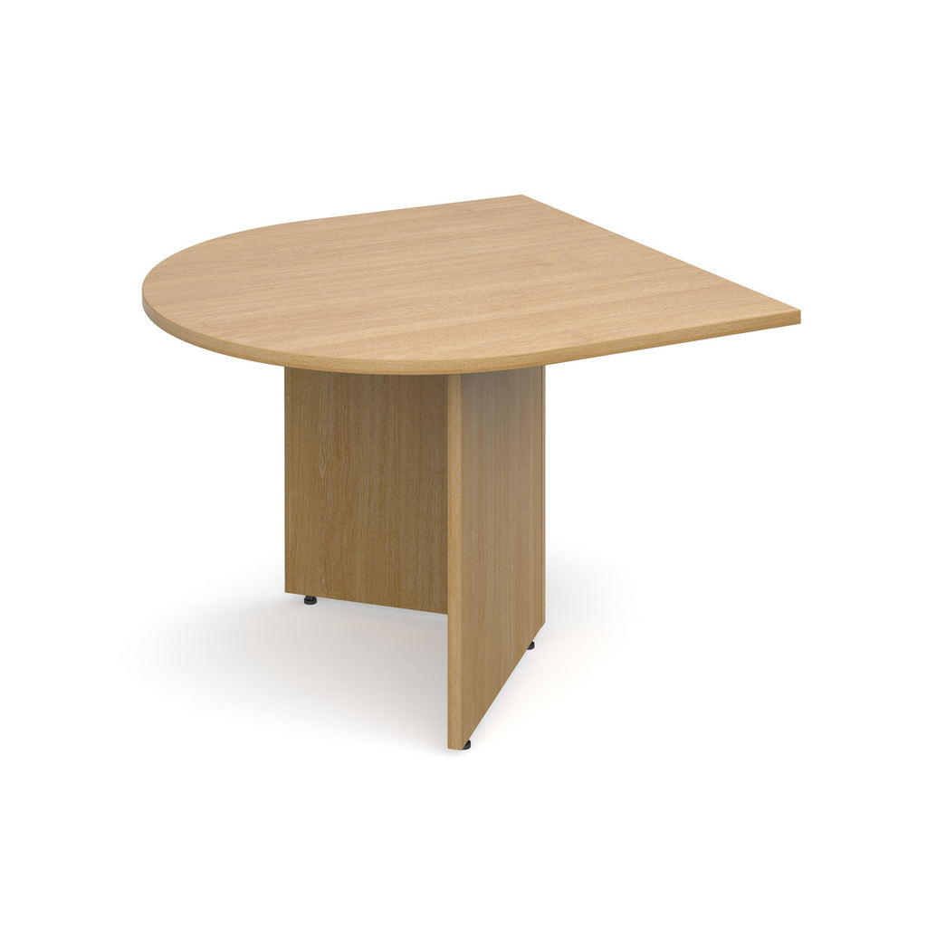 Picture of Arrow head leg radial extension table 1000mm x 1000mm - oak