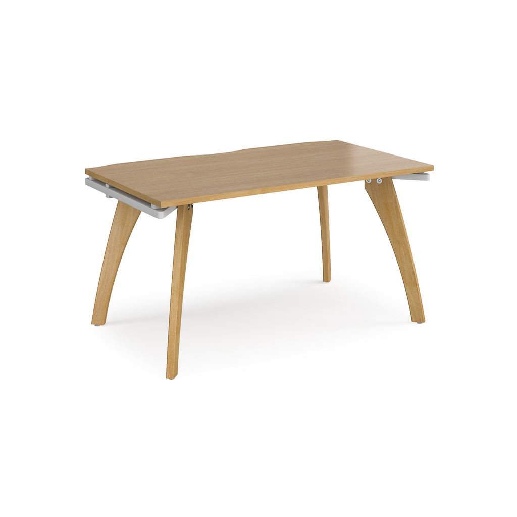 Picture of Fuze single desk 1400mm x 800mm with oak legs - white underframe, oak top