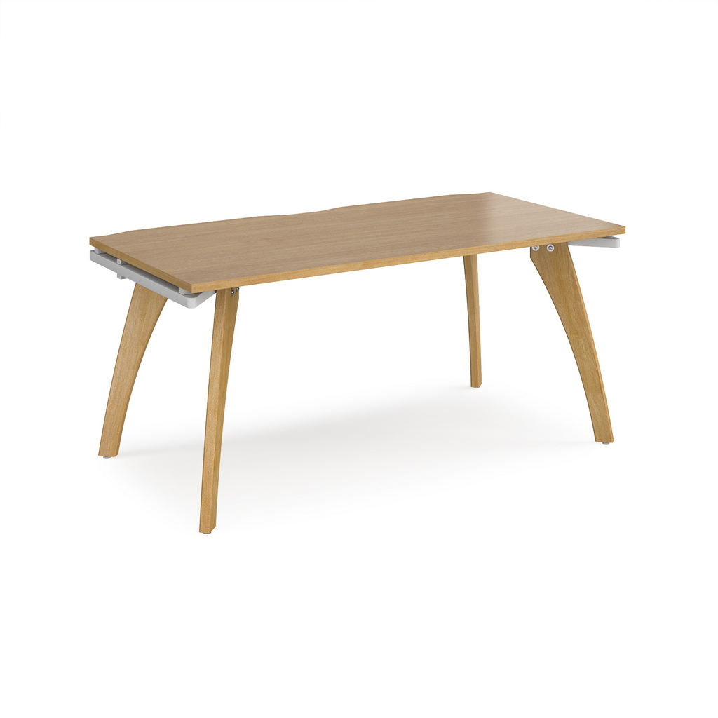 Picture of Fuze single desk 1600mm x 800mm with oak legs - white underframe, oak top