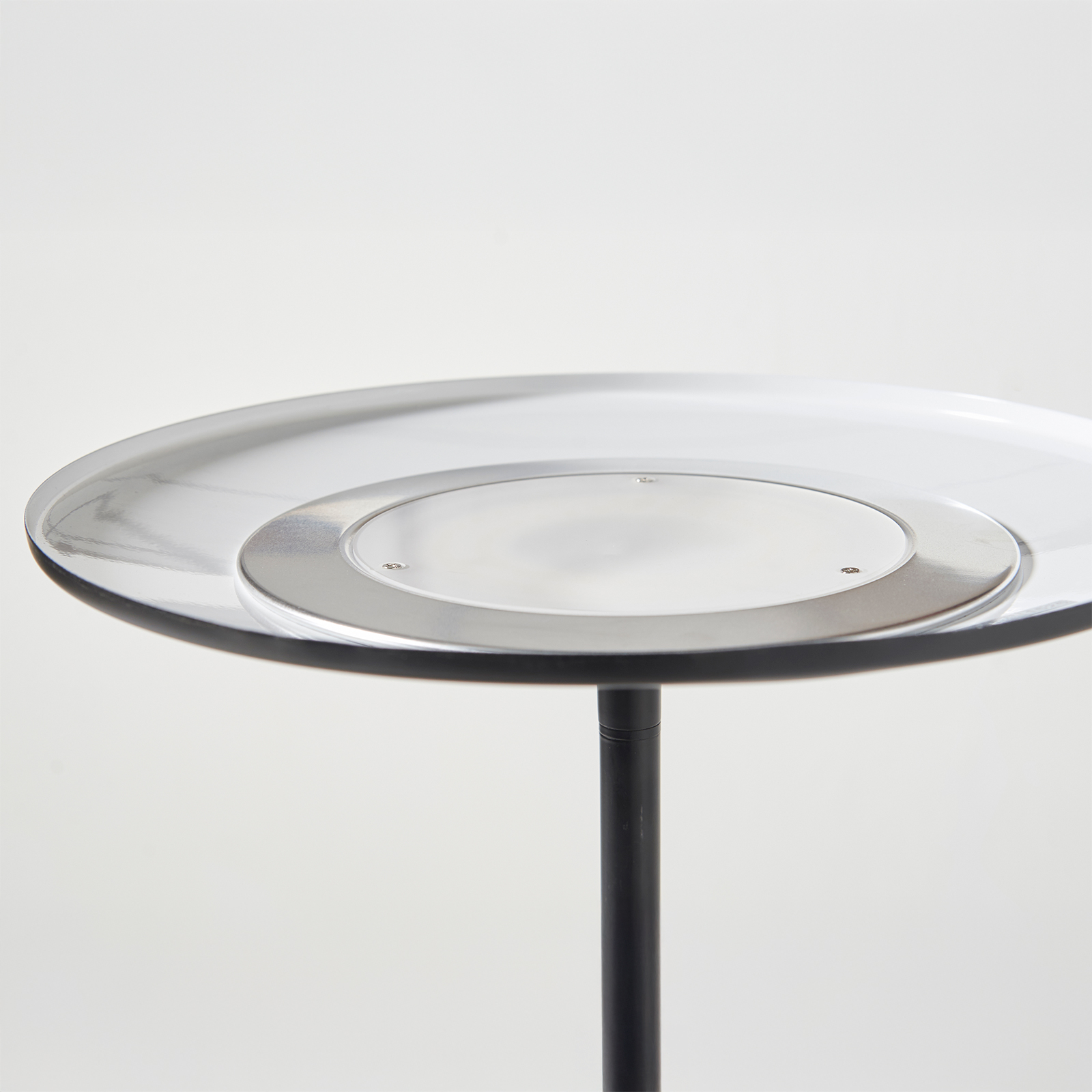 Picture of Halsey LED floor lamp - Black