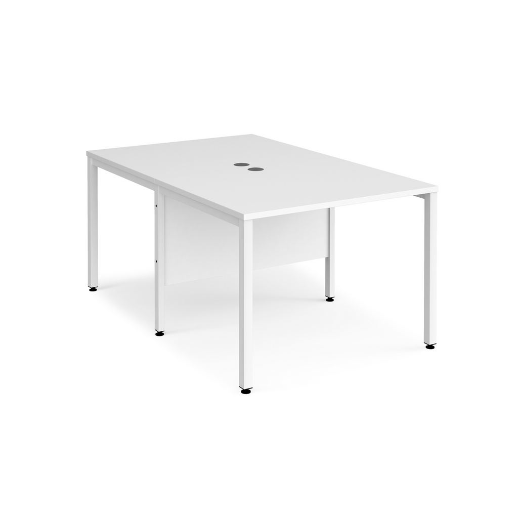 Picture of Maestro 25 back to back straight desks 1000mm x 1600mm - white bench leg frame, white top