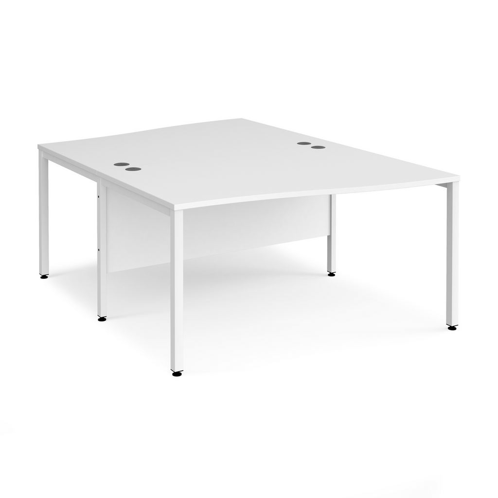 Picture of Maestro 25 back to back wave desks 1400mm deep - white bench leg frame, white top