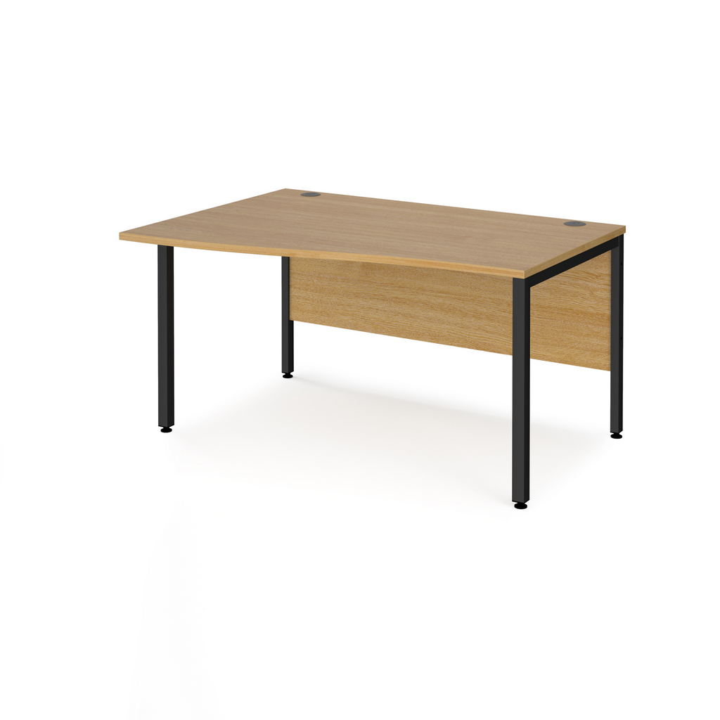 Picture of Maestro 25 left hand wave desk 1400mm wide - black bench leg frame, oak top