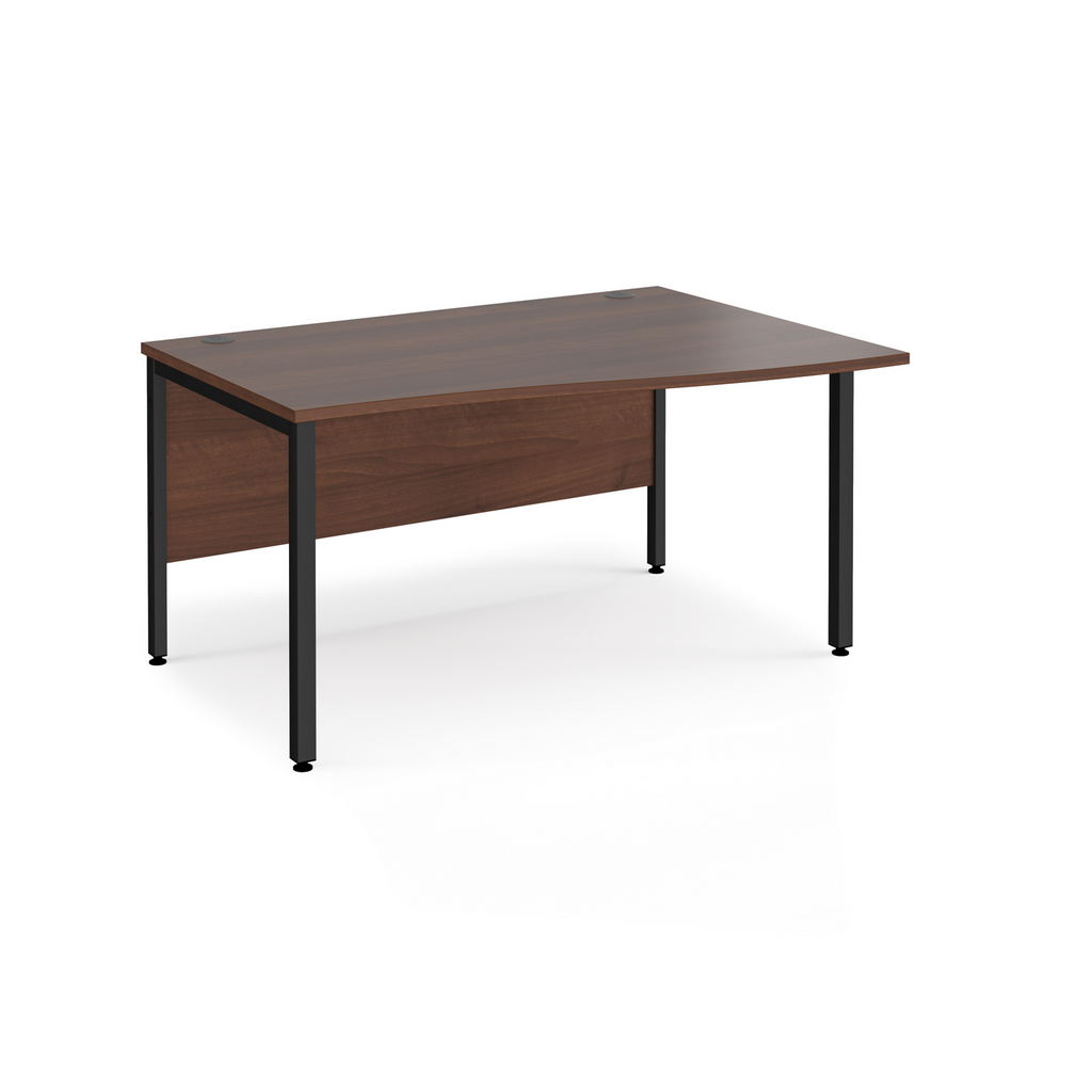 Picture of Maestro 25 right hand wave desk 1400mm wide - black bench leg frame, walnut top