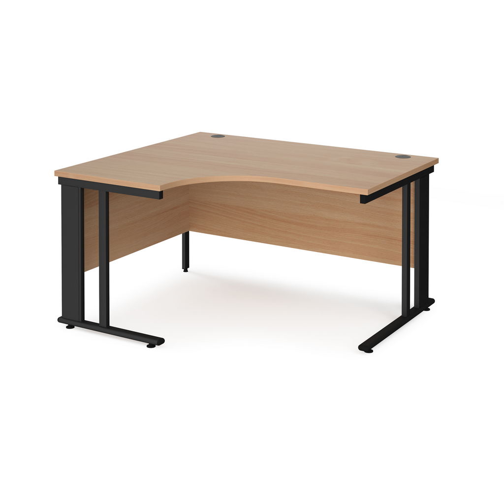 Picture of Maestro 25 left hand ergonomic desk 1400mm wide - black cable managed leg frame, beech top