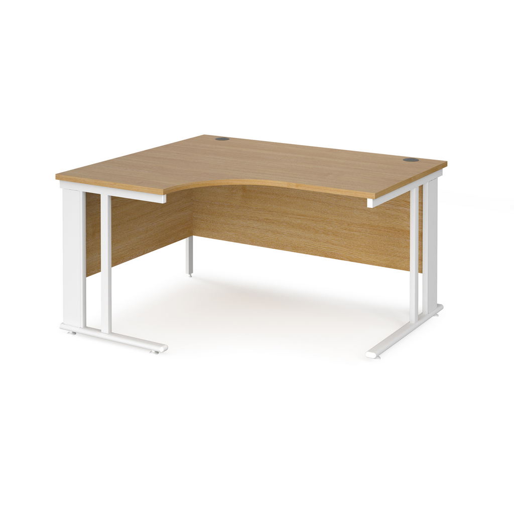 Picture of Maestro 25 left hand ergonomic desk 1400mm wide - white cable managed leg frame, oak top