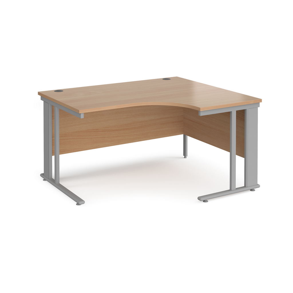 Picture of Maestro 25 right hand ergonomic desk 1400mm wide - silver cable managed leg frame, beech top