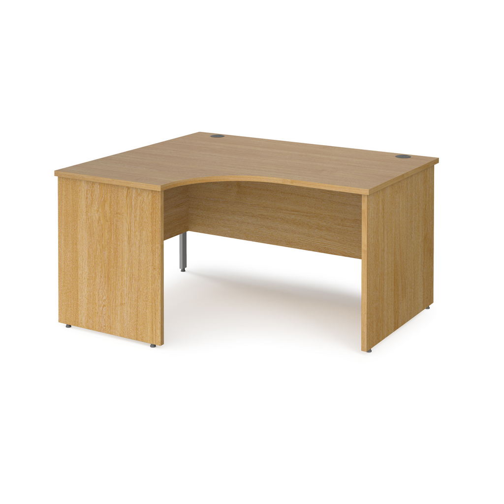 Picture of Maestro 25 left hand ergonomic desk 1400mm wide - oak top with panel end leg