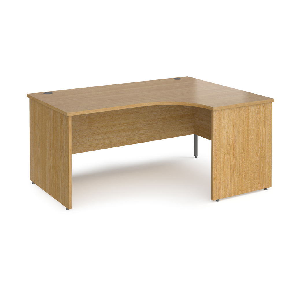 Picture of Maestro 25 right hand ergonomic desk 1600mm wide - oak top with panel end leg