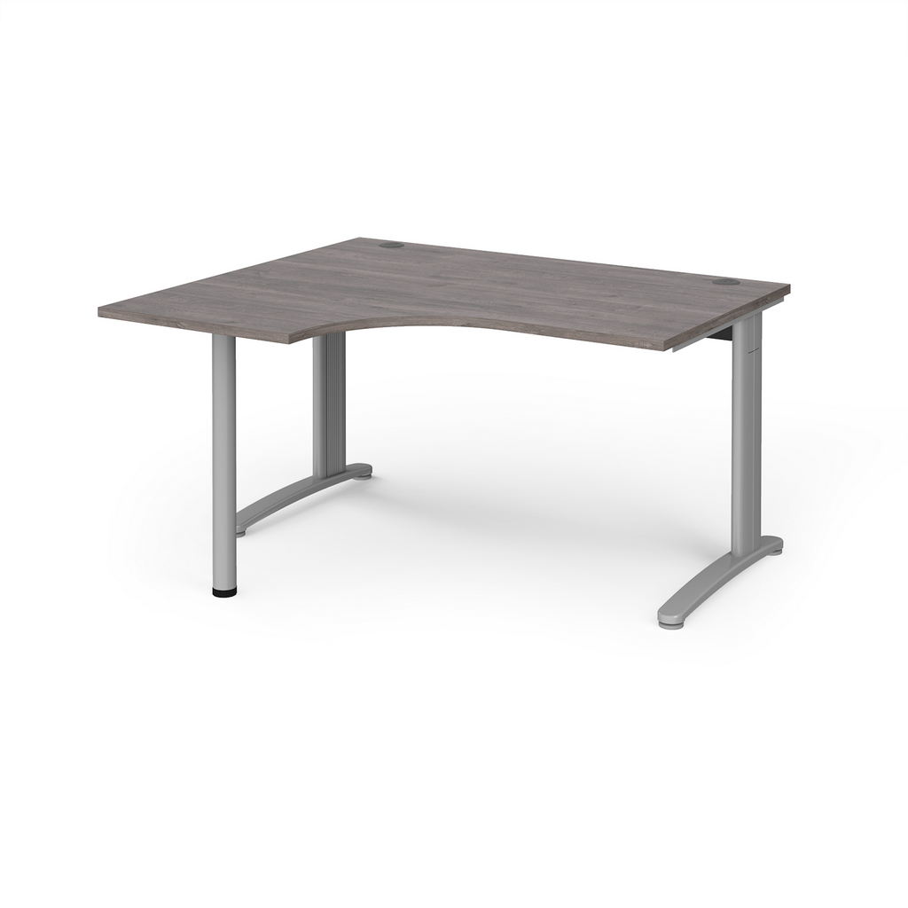 Picture of TR10 left hand ergonomic desk 1400mm - silver frame, grey oak top