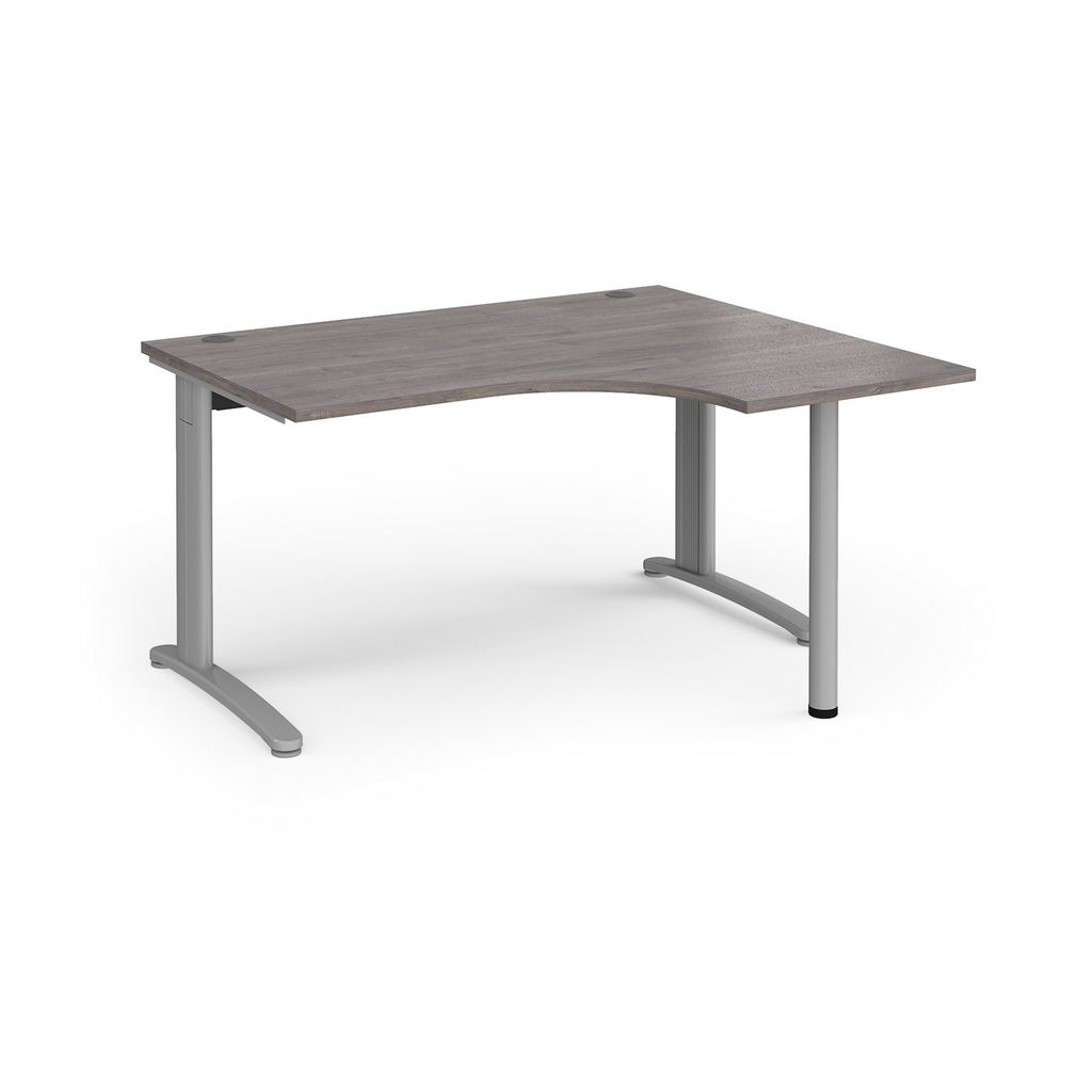 Picture of TR10 right hand ergonomic desk 1400mm - silver frame, grey oak top