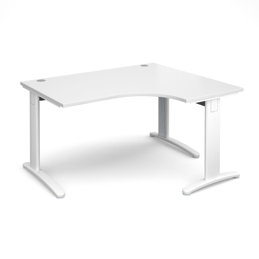 Picture of TR10 deluxe right hand ergonomic desk 1400mm - white frame, white top