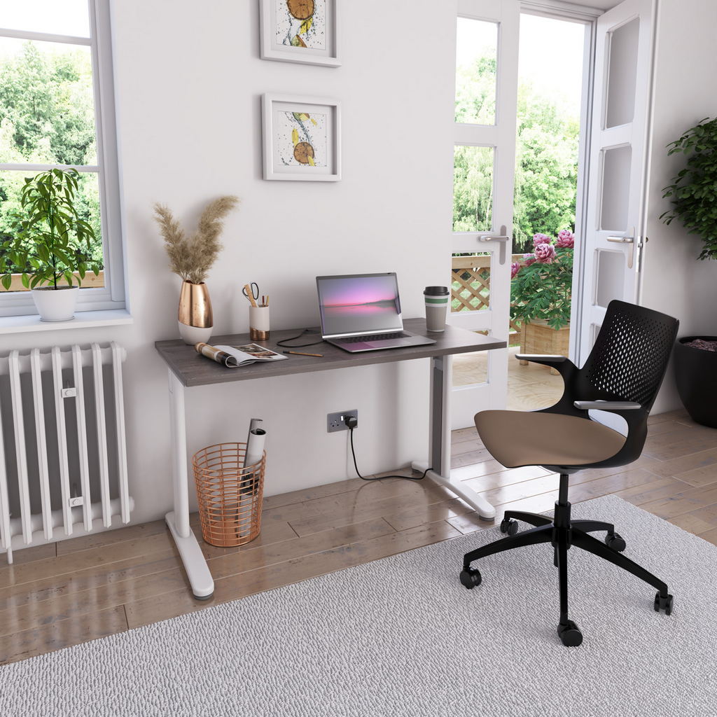 Picture of TR10 straight desk 1200mm x 600mm - silver frame, oak top